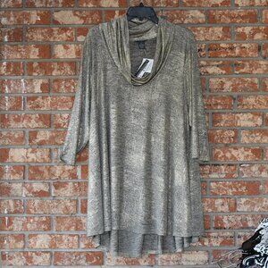 Chelsea & Theodore Top